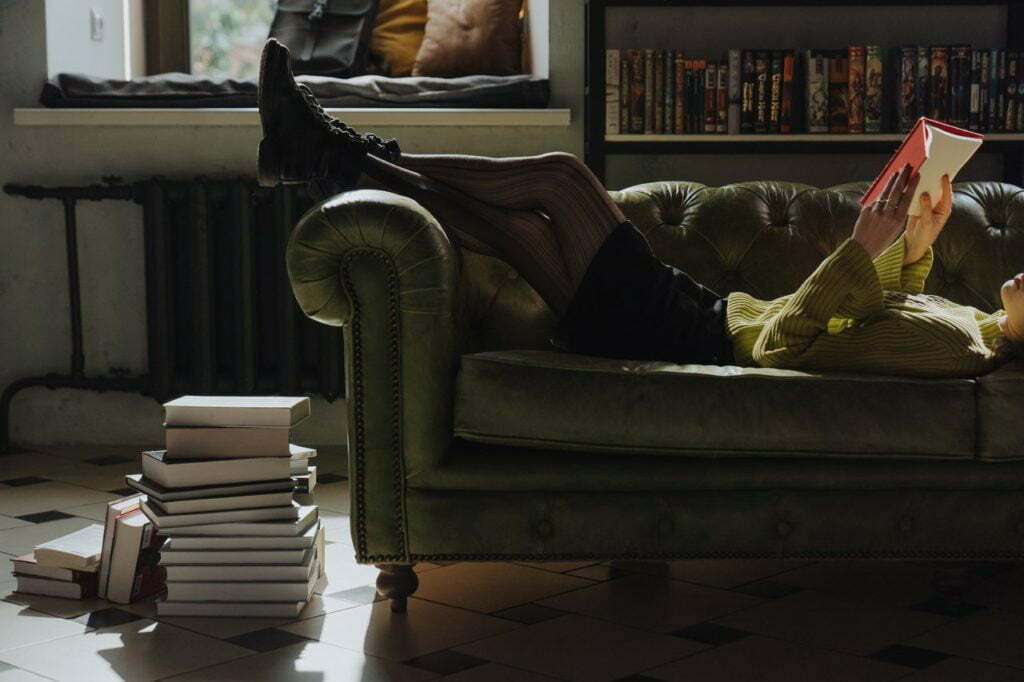 atender usuários da biblioteca remotamente